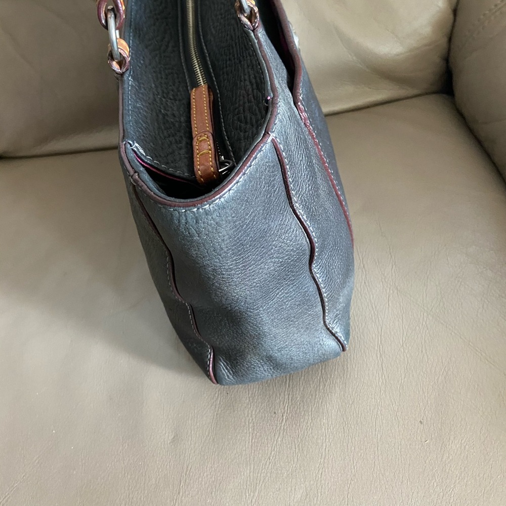 Authentic Coach Purse!! - Picture 4 of 16